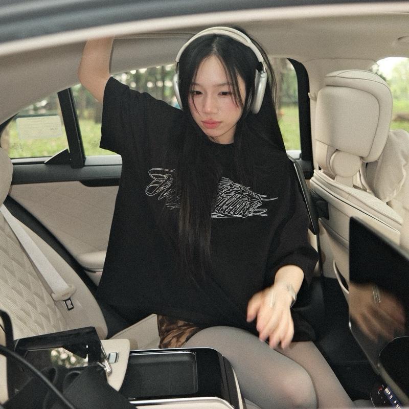 [“TẾT” SEASON] SCATTER TShirt - Áo thun thêu viền Whose Studio nam nữ