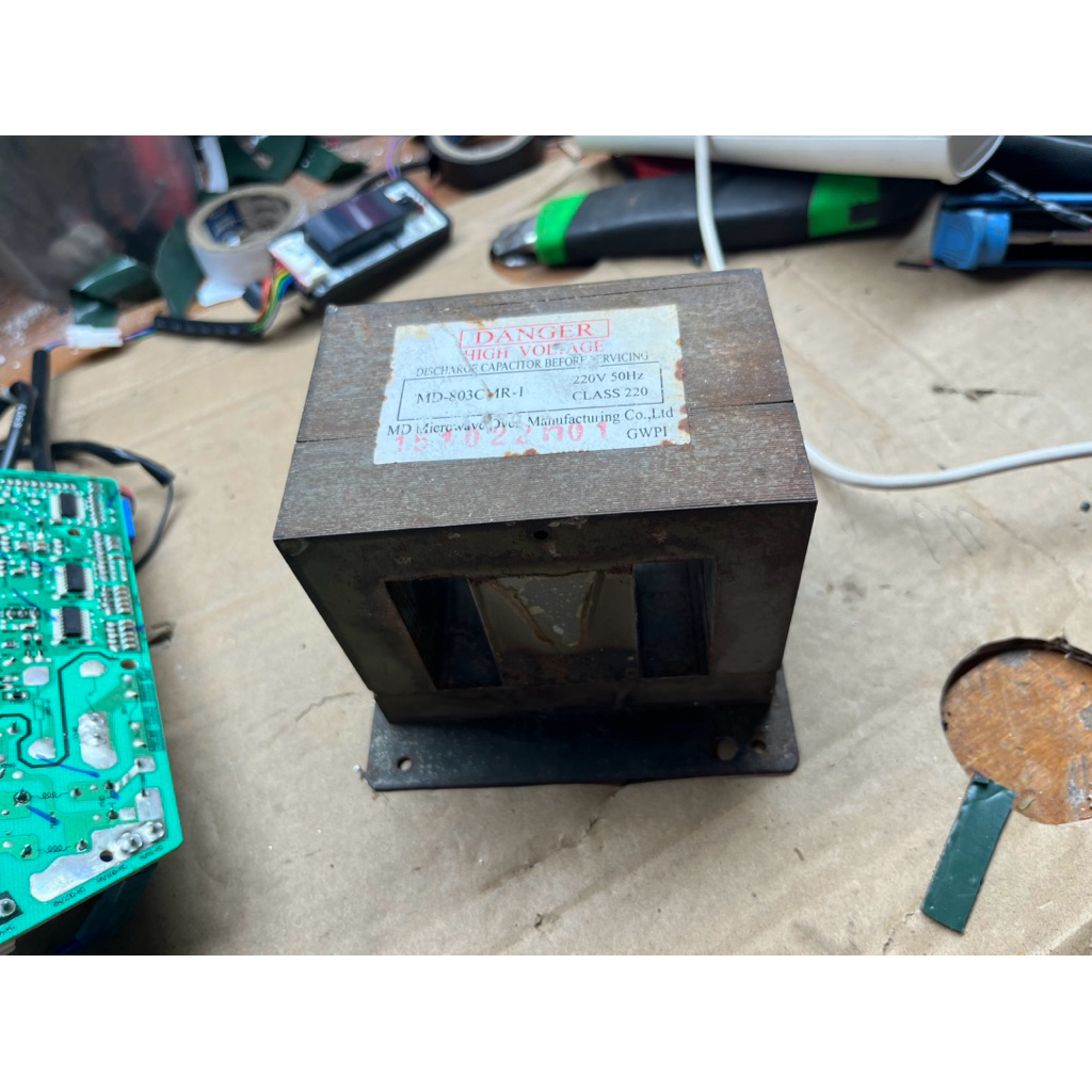 cục biến áp lò vi sóng 700E chế máy hàn cell pin