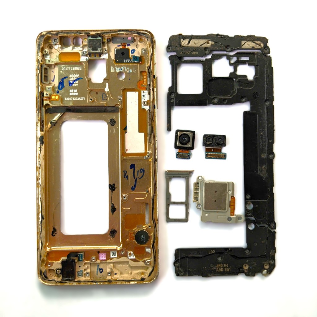 Linh kiện thay thế Samsung A8 Plus (SM-A730) cũ bóc máy - Camera / Khay sim / Loa ngoài Samsung A8 P