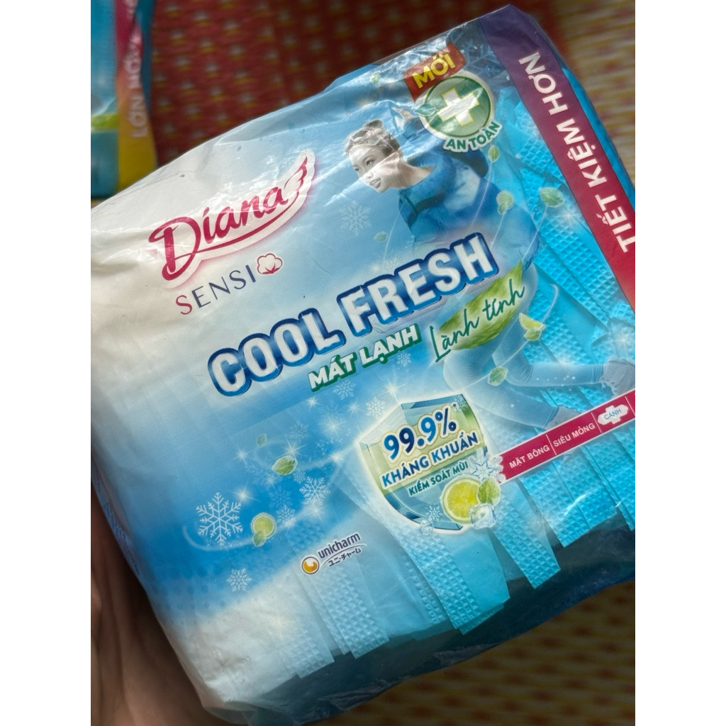 BĂNG VỆ SINH DIANA SENSI – CÓ CÁNH, COOL FRESH(20 mieng )