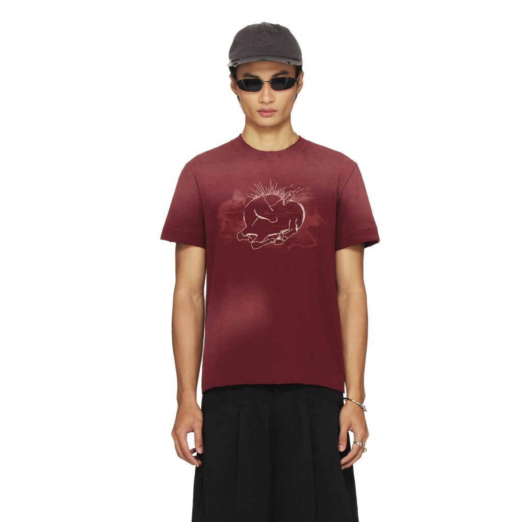 Áo thun wash in hình kết hợp thêu tay -BEUTER® “UNCAGED HEART” SPRAY CLASSIC T-SHIRT - BURGUNDY