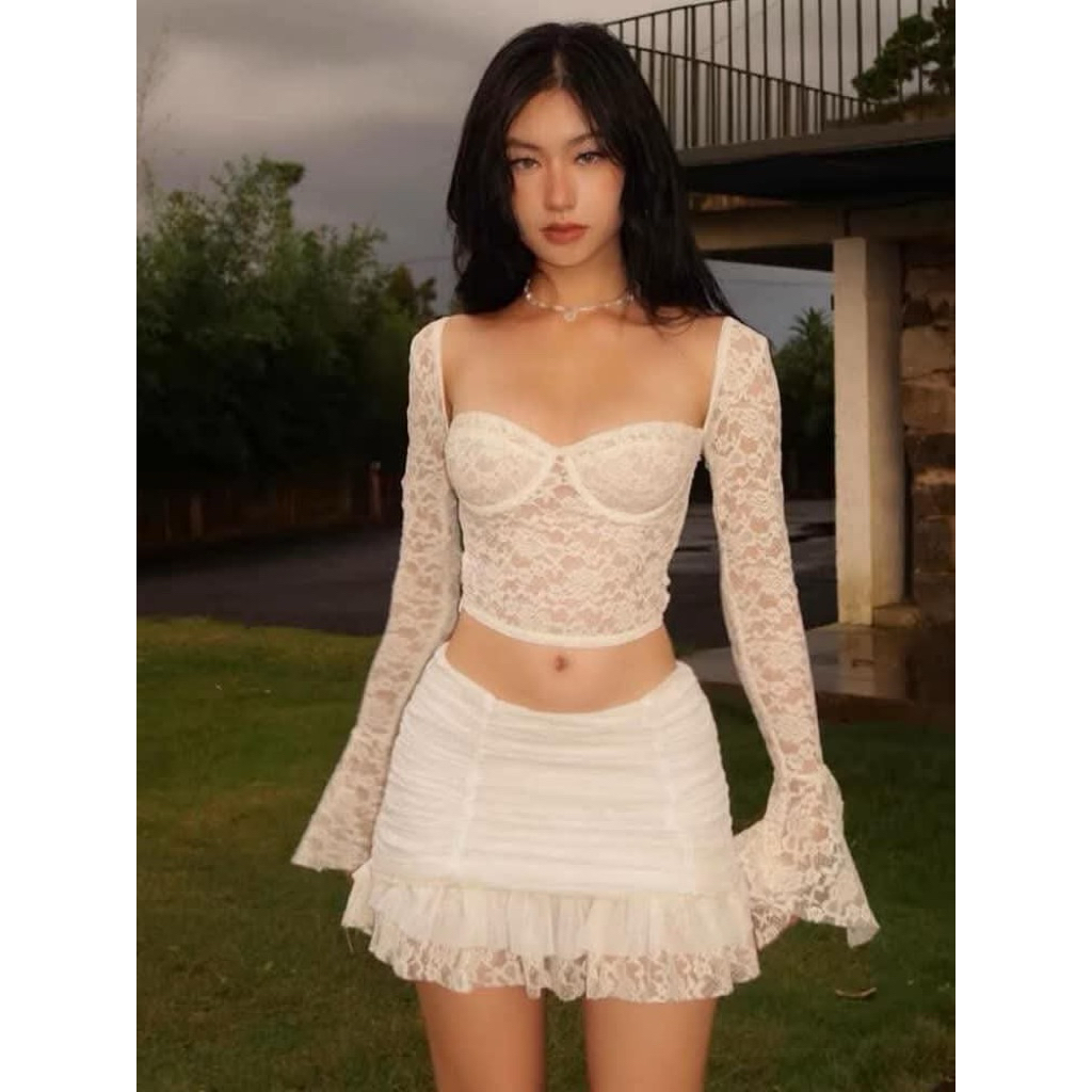 Thanh lý set đồ phối ren chân váy NEW tag size L + áo size S tay loe có mút ngực (mặc 1 lần)