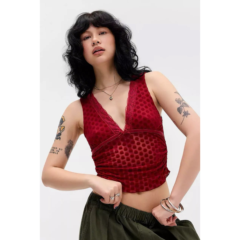 Áo Urban Outfitters vnxk