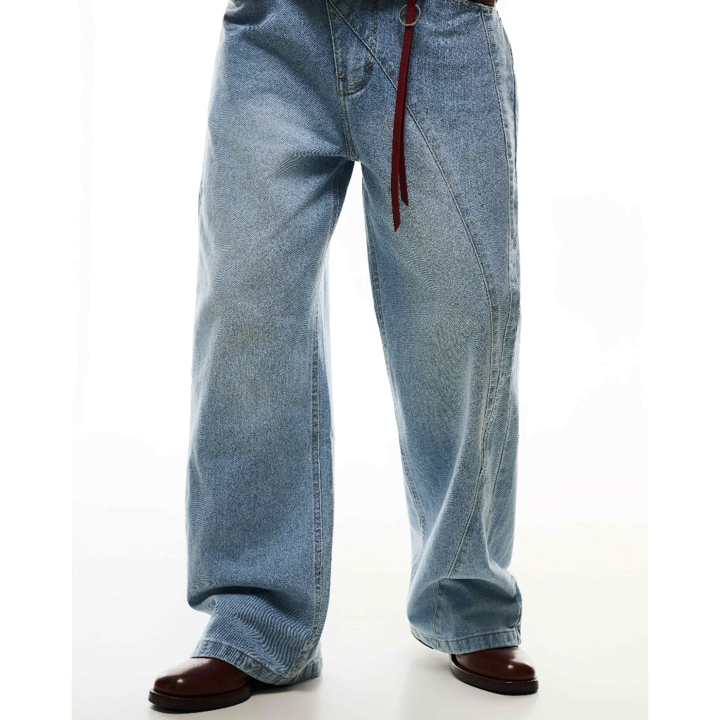 PROJECT 95 - QUẦN JEAN LOE ZIP XÉO RÃ ỐNG - ASYMMETRIC FLARED JEAN