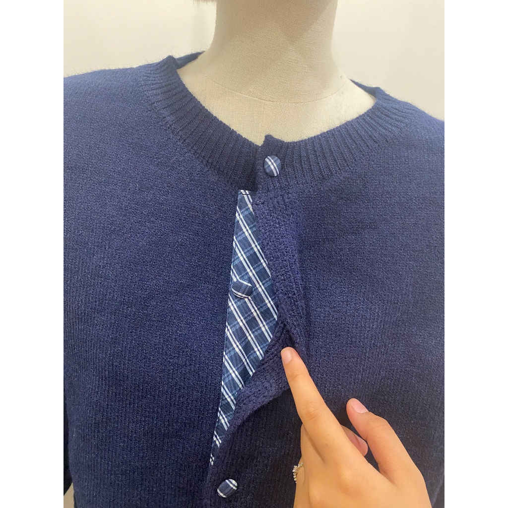 [ẢNH THẬT] Áo cardigan dáng ngắn YUMMY phối tay kẻ , Cardigan cổ tròn dệt kim xanh Navy AL46 | BigBuy360 - bigbuy360.vn