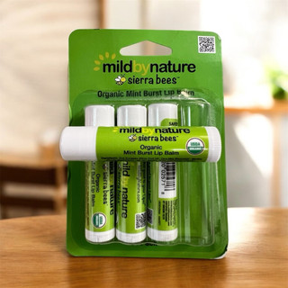 SON DƯỠNG MÔI HỮU CƠ SIERRA BEES (MILDBYNATURE)