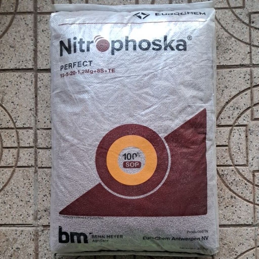 Phân bón NPK Nitrophoska 15-5-20-1,2Mg+8S+TE (25kg) nhập Bỉ