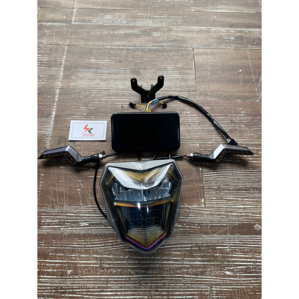 Đèn Zinpat kèm đồng hồ điện tử xe điện 133M mẫu mới (kèm pát bắt đầu đèn)