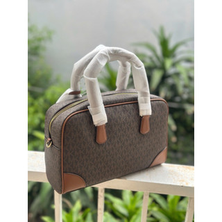 Túi micheal kors auth sale (2 màu : nâu logo, trắng logo)