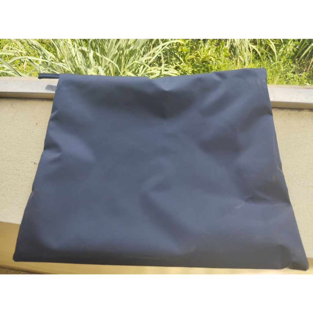 Túi đựng quần áo đi mưa chất liệu vải dù cao cấp  chống thấm nước tốt