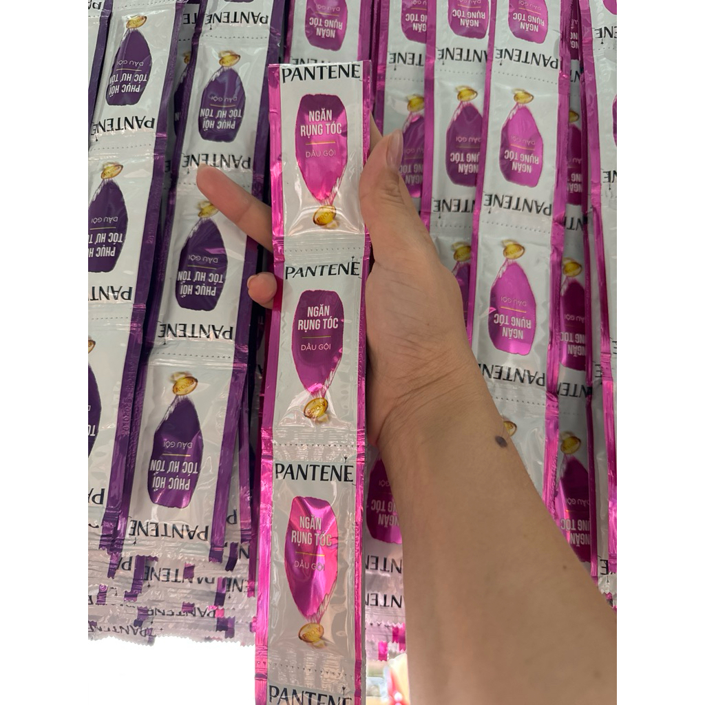 10 dây dầu gội Pantene ngăn rụng tóc.