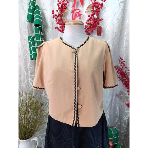 GALERIA CHIC thanh lý - Áo kiểu phối viền bymo - Size L