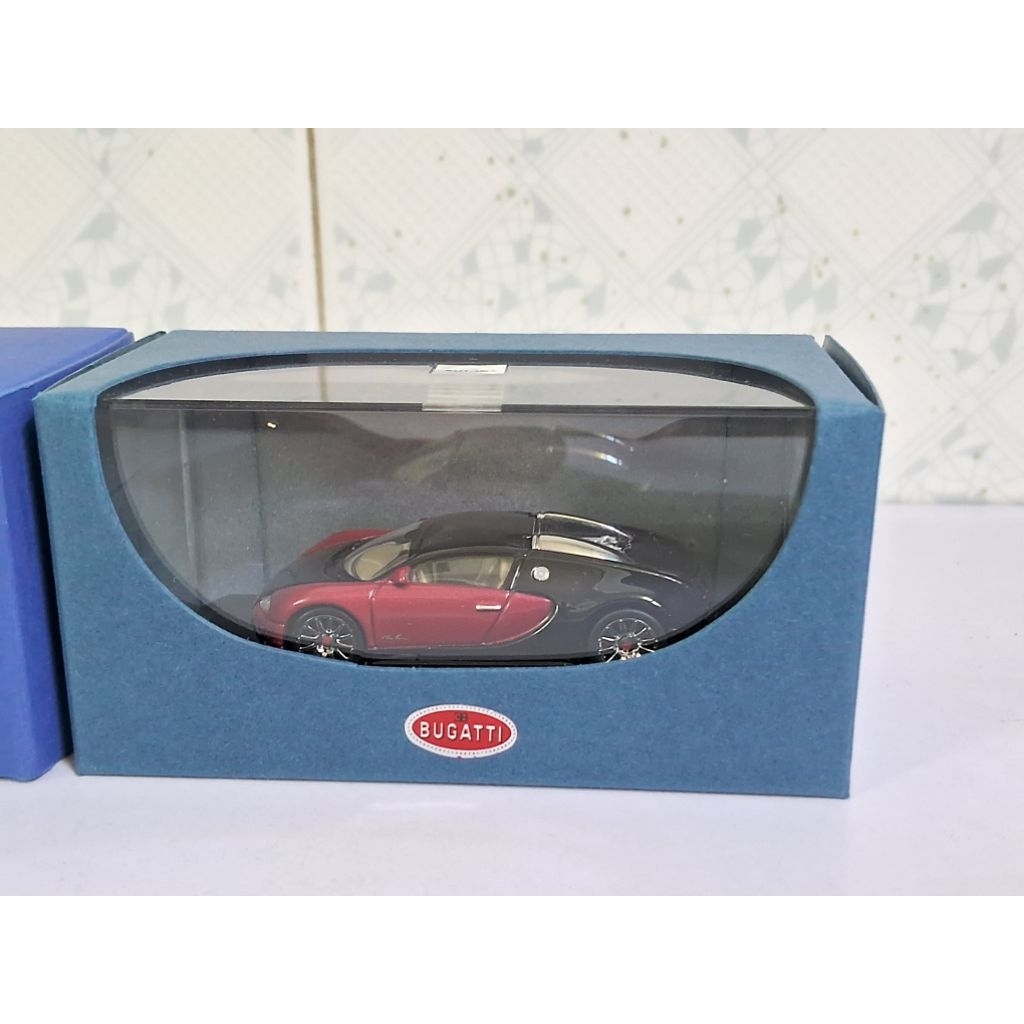 AUTOART 1/64 - BUGATTI VEYRON MÀU ĐỎ - ĐEN