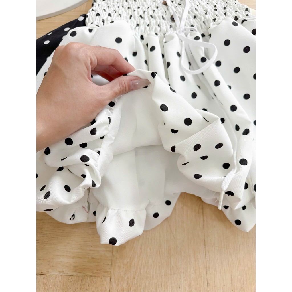 Áo Ống Nữ Chấm Bi, Hoa Nút Nhựa Đính Dây Giữa Ngực Form Bí Babydoll Bồng | BigBuy360 - bigbuy360.vn