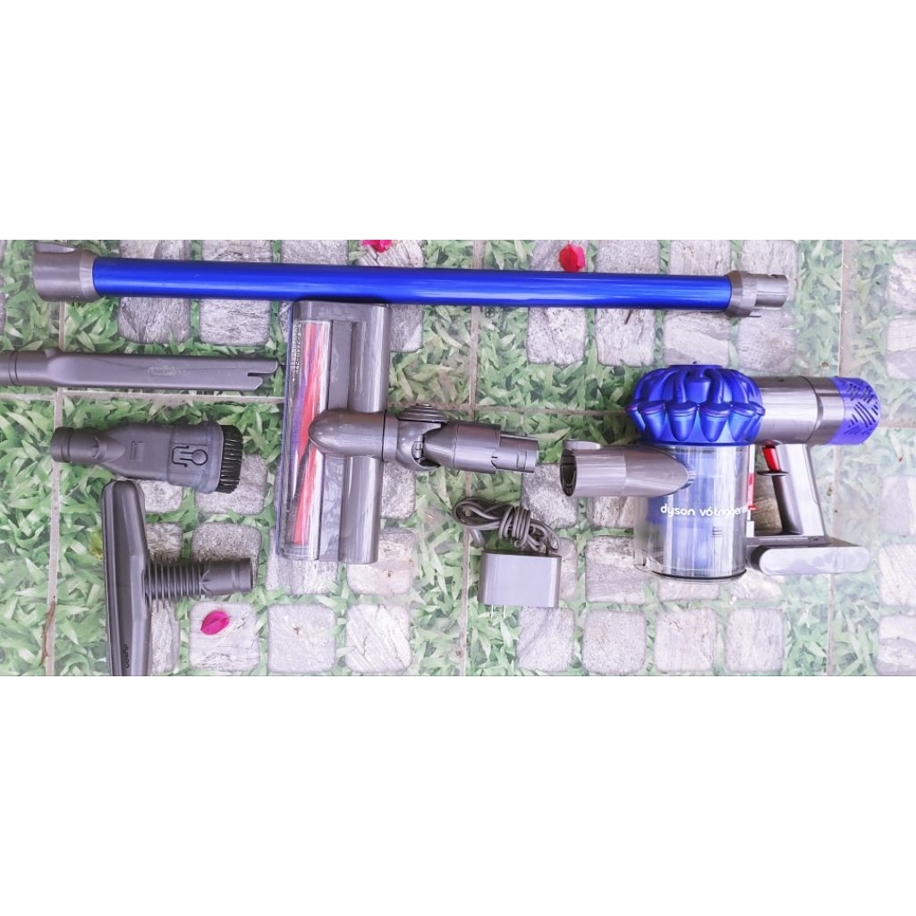 Máy hút bụi pin dyson V6 (pin nguyên bản)