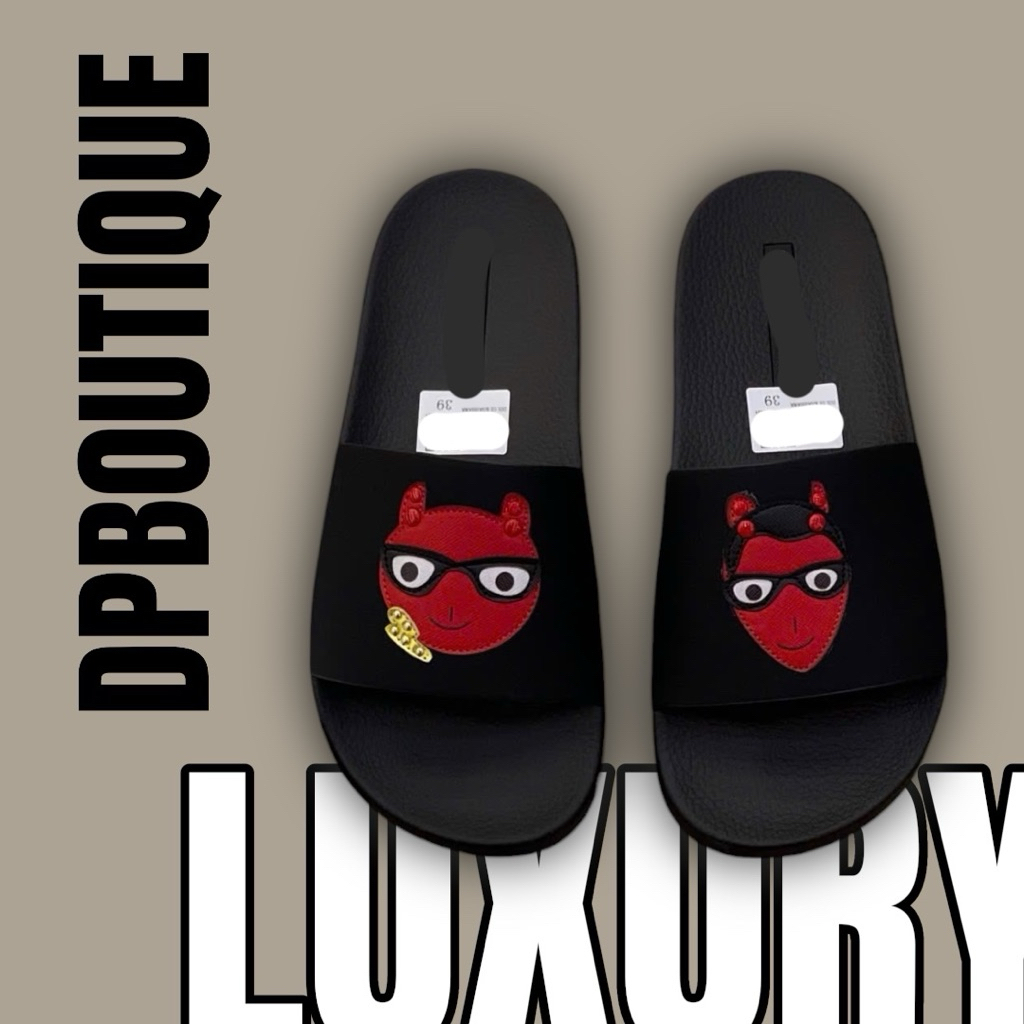 [ DPBoutique.hn 2 ] - Dép Quai Ngang Đen Hoạ Tiết Mặt Quỷ Đỏ Cao Cấp - [ Full Box ]