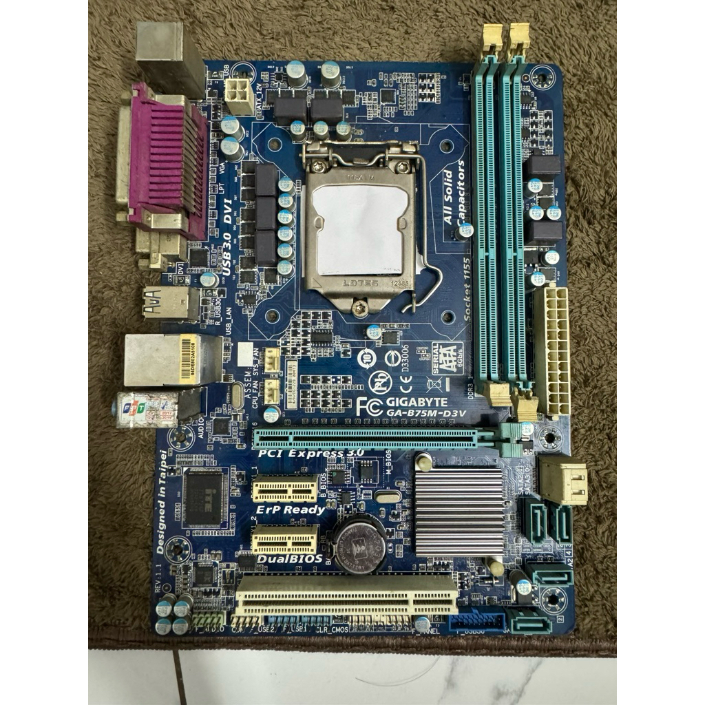 Main GIGABYTE B75M-D3V