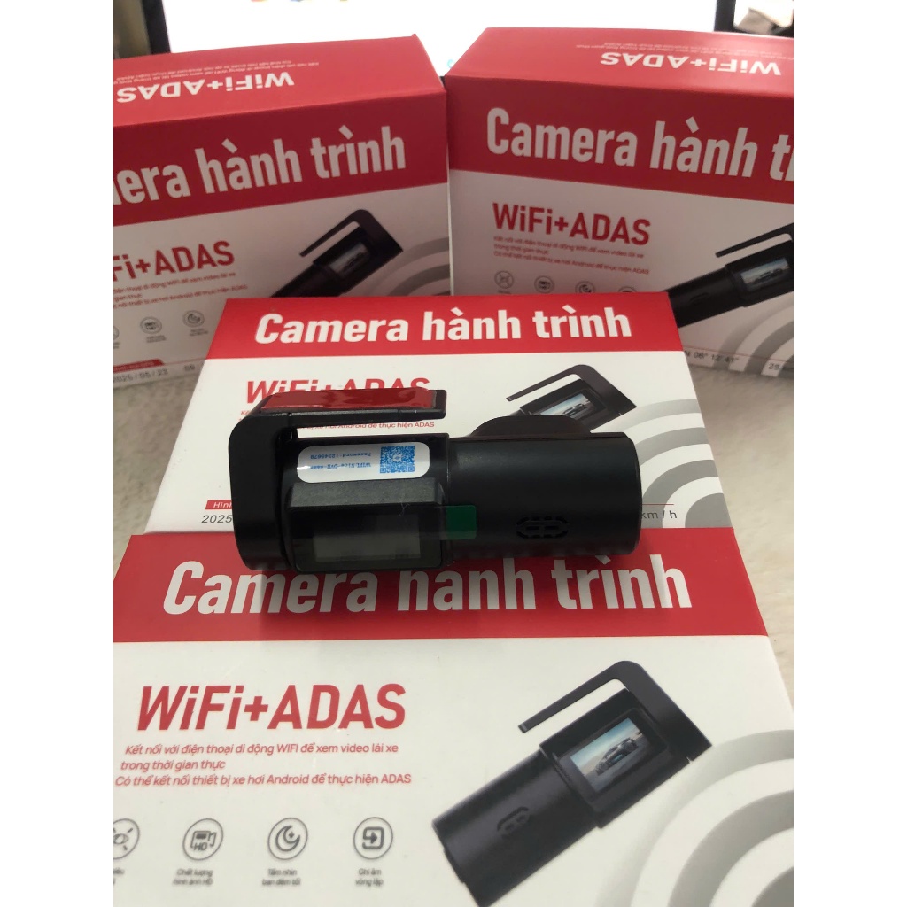 Camera hành trình wifi Q9 PRO 1080P có màn hiển thị hình ảnh. kết nối điện thoại, màn hình androi.