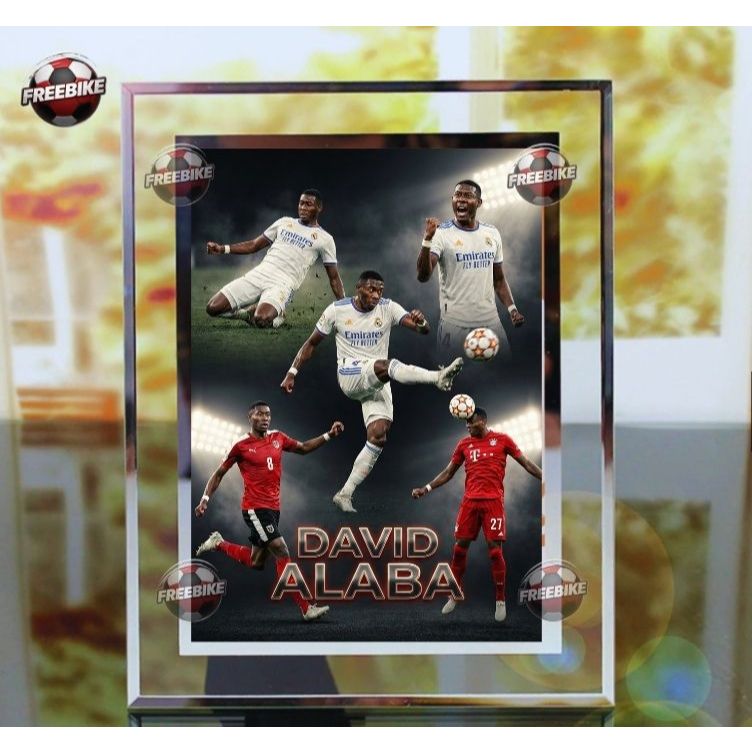 KHUNG POSTER DAVID ALABA  BẰNG KÍNH PHA LÊ CAO CẤP
