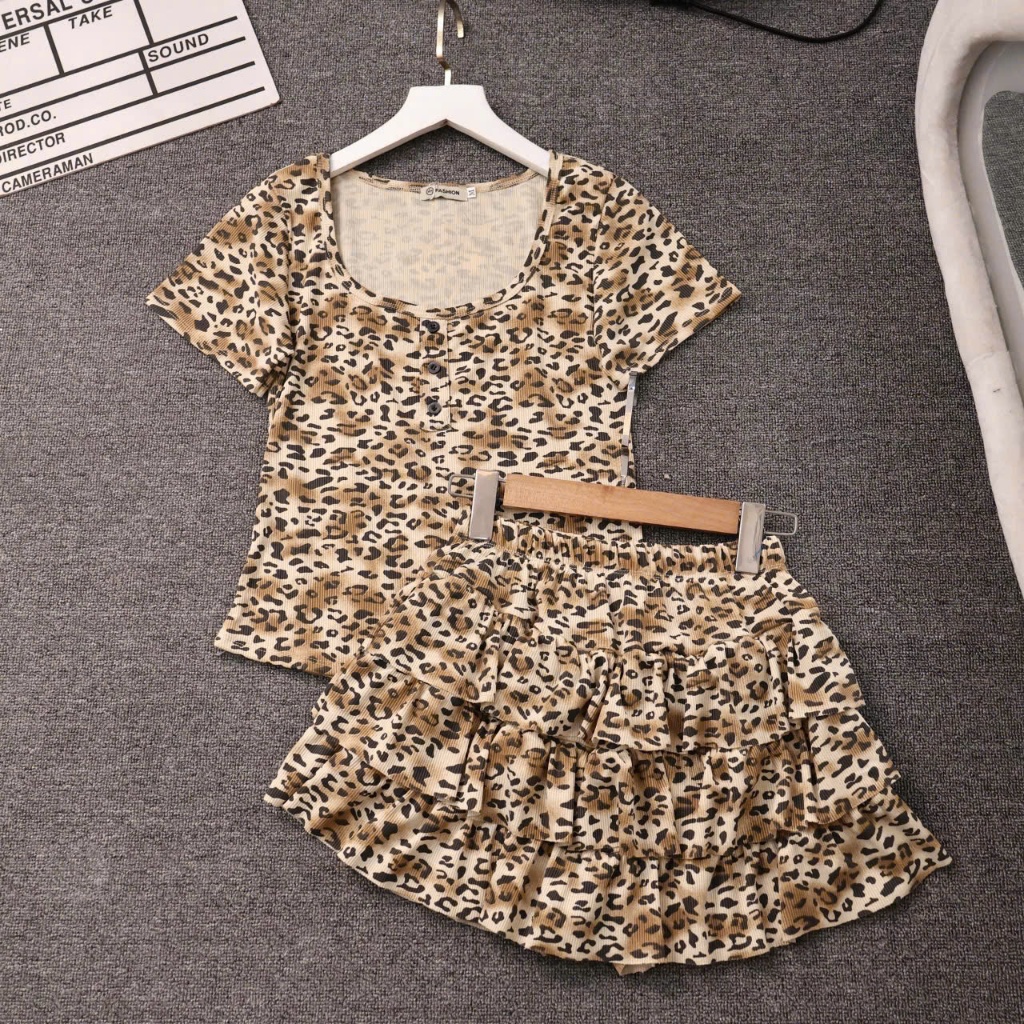 SET Hottrend ÁO CỔ VUÔNG mix VÁY TẦNG Thun Tăm in Hoạ Tiết Siêu Xinh. Bigsize 45-85kg. | BigBuy360 - bigbuy360.vn