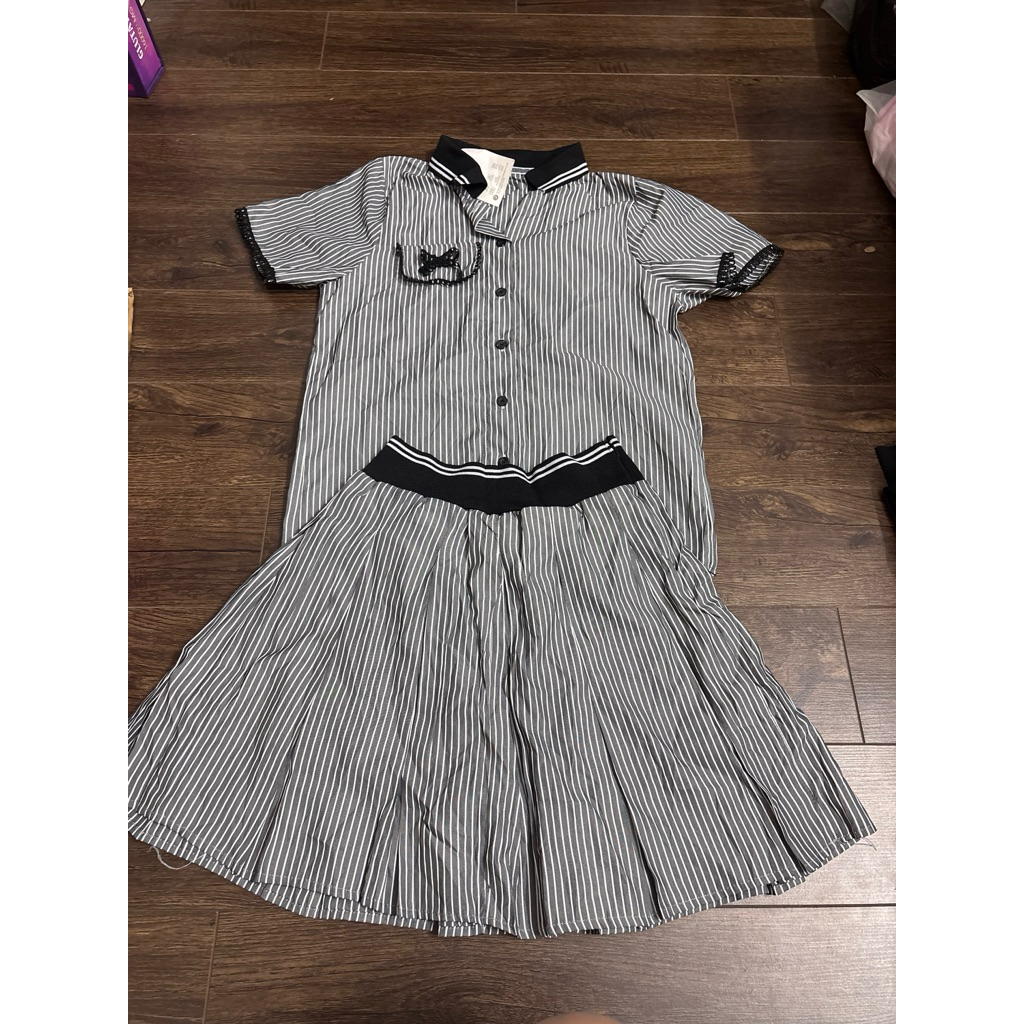 new. set cv sọc dưới 52kg. bo4