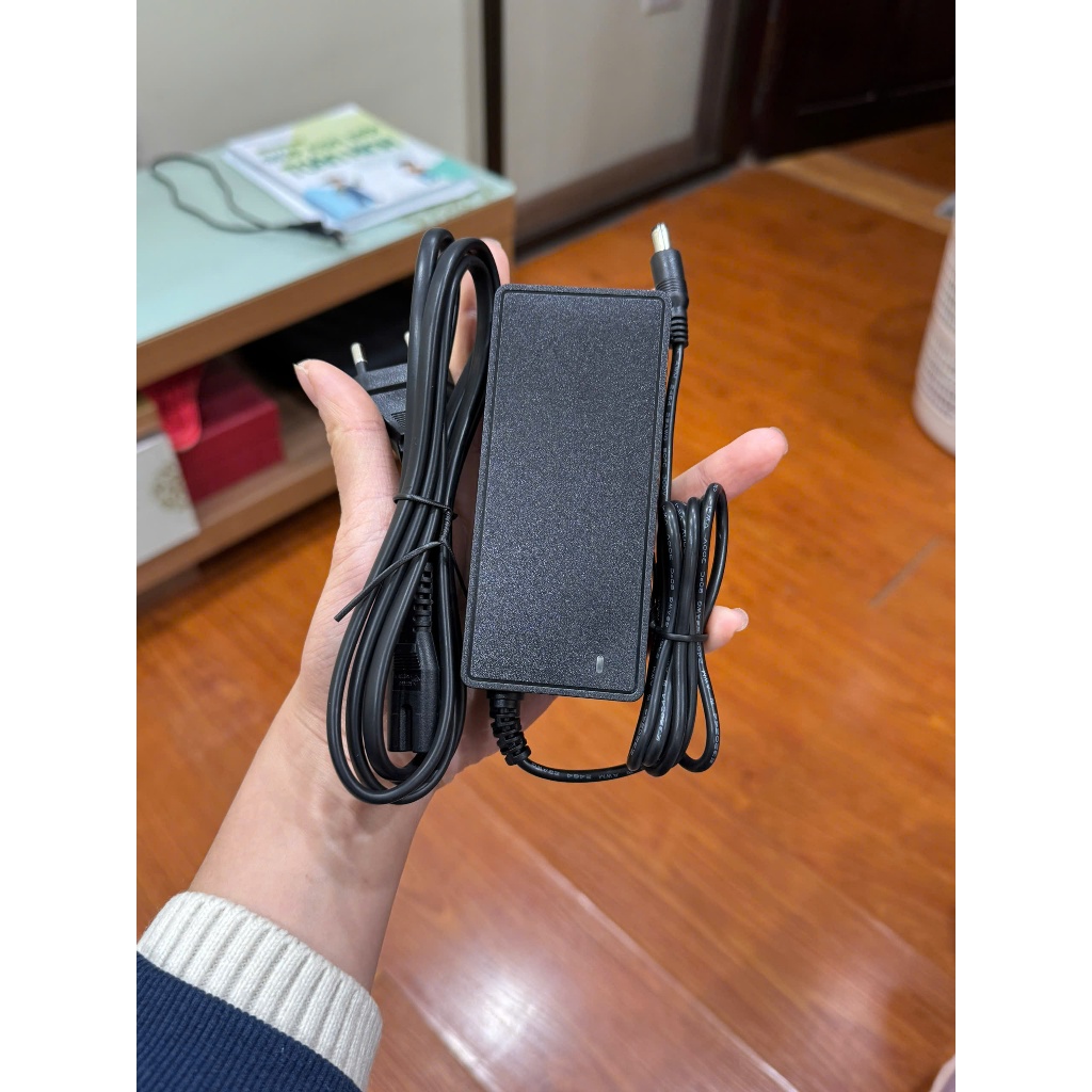 🔌 ADAPTER NGUỒN 19V 2A LOẠI TỐT – DÒNG ỔN ĐỊNH, CHÂN 5.5×2.5MM, BẢO HÀNH 12 THÁNG