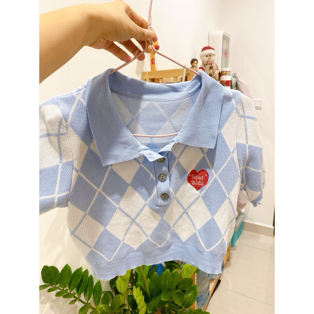 [2ndhand] Áo croptop vải len mềm