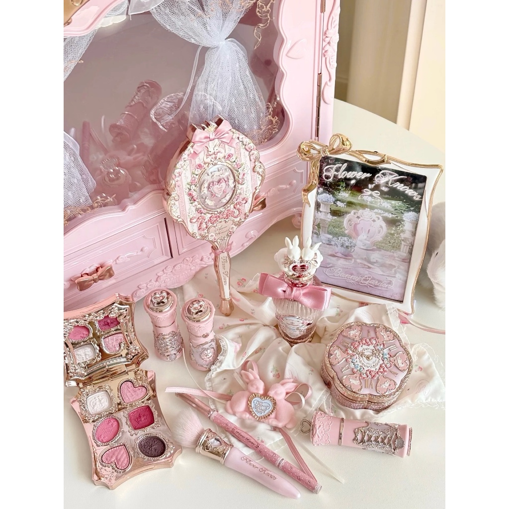 [HOẢ TỐC] Cushion VƯỜN THỎ Flower Knows Bunny Garden