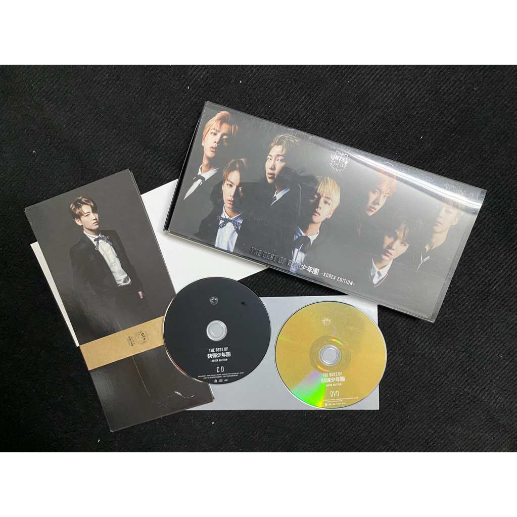 BTS Korea Editon Album the Best of Bts đã khui seal, gồm hộp và DVD CD và postcard lớn như hình.