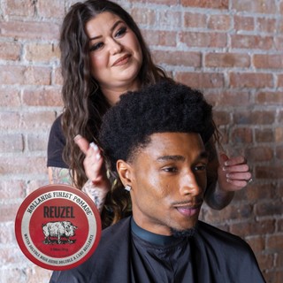 Sáp vuốt tóc Reuzel Red Pomade - đỏ