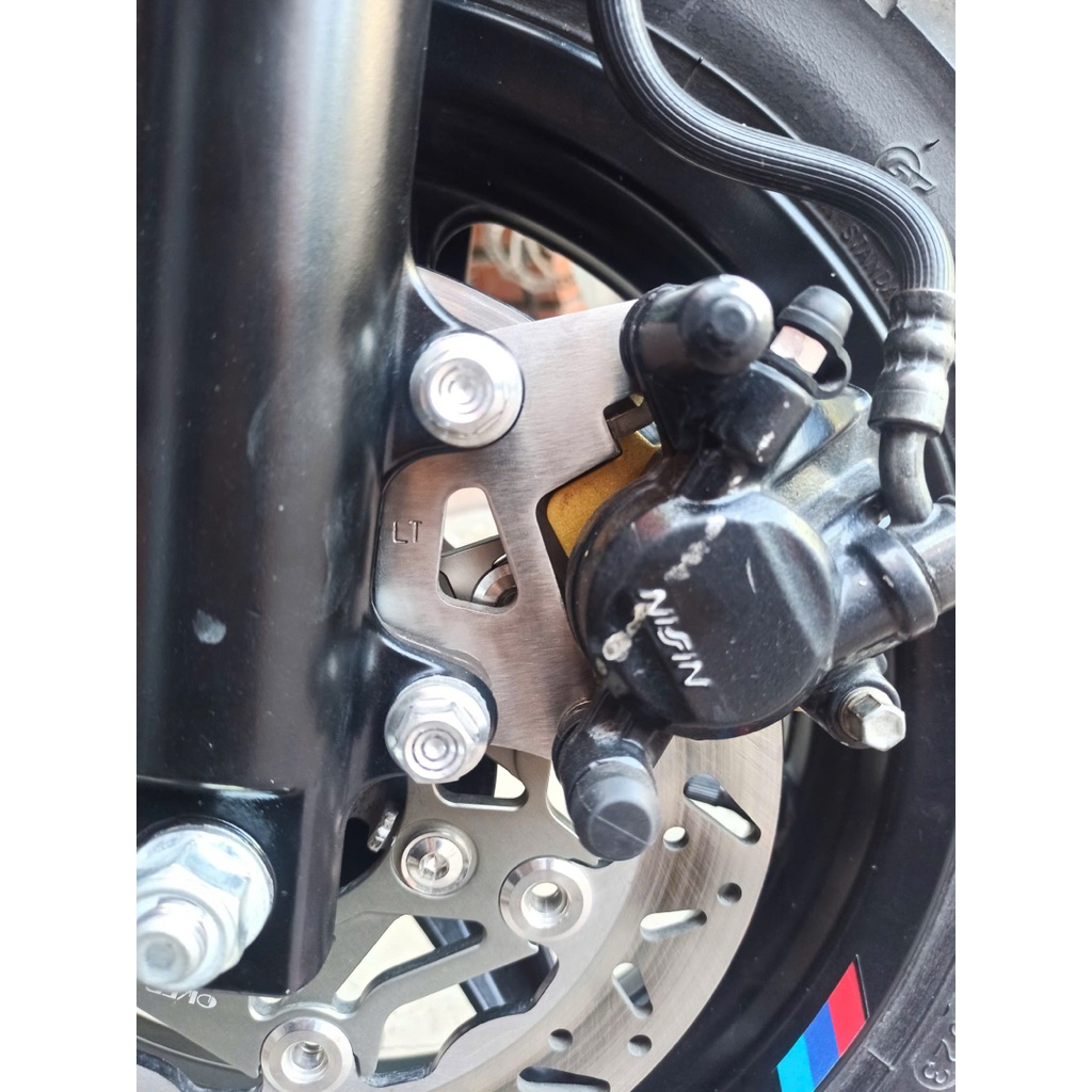 Pát LT_racing gắn heo zin lên đĩa 220 cho Lead Cbs, chất liệu inox304 bao xài chống tuôn ren