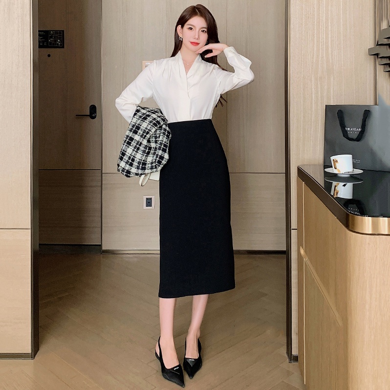 Chân Váy Dáng A Sẻ Sau Dài 70cm Chất Vải Tuyết Mưa Cao Cấp Dày Mịn Không Nhăn HT099 | BigBuy360 - bigbuy360.vn