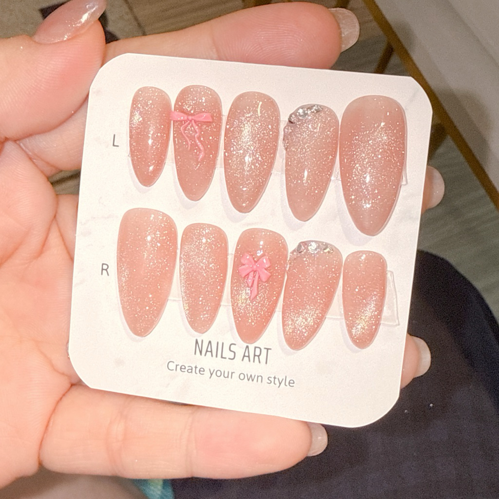 Nail box hồng mắt mèo blink blink siêu hot 2026