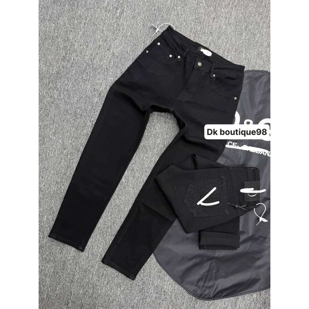 quần bò dài nam Dk boutique màu đen mài điểm nhấn tag da nổi bật,chất vải dày mềm co giãn nhẹ phom d
