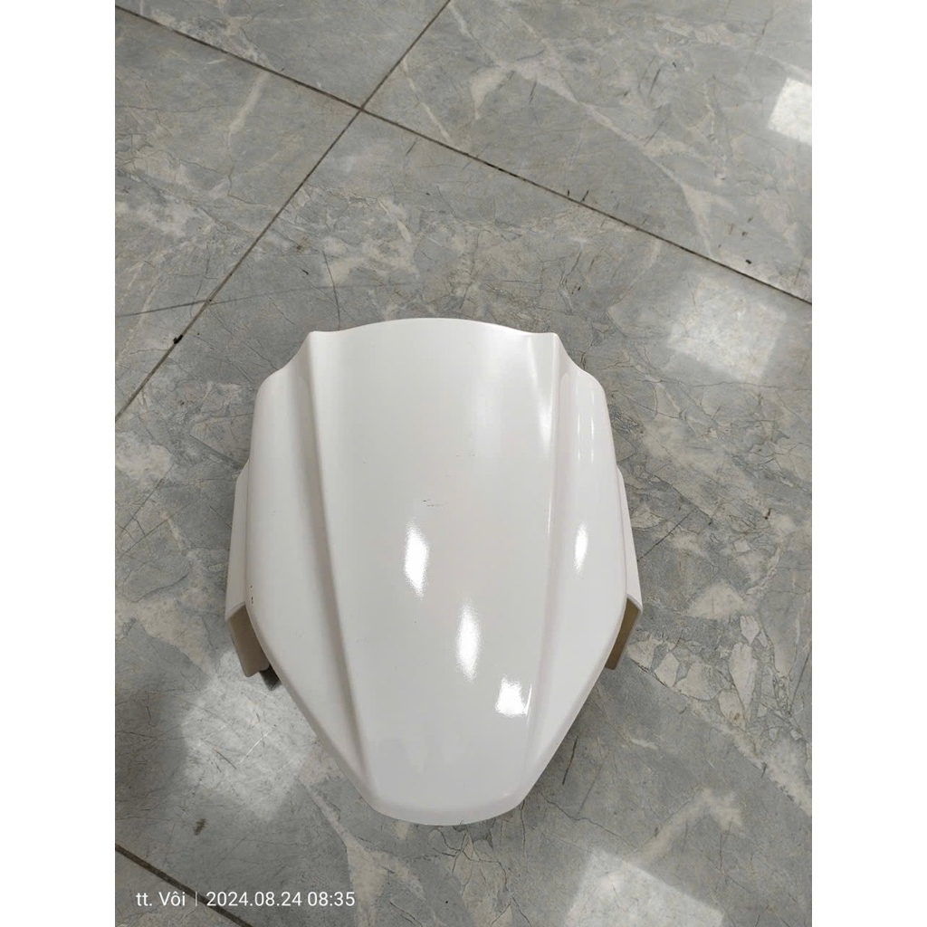 chắn bùn trước xe điện yadea s3, s3 pro màu trắng chĩnh hãng