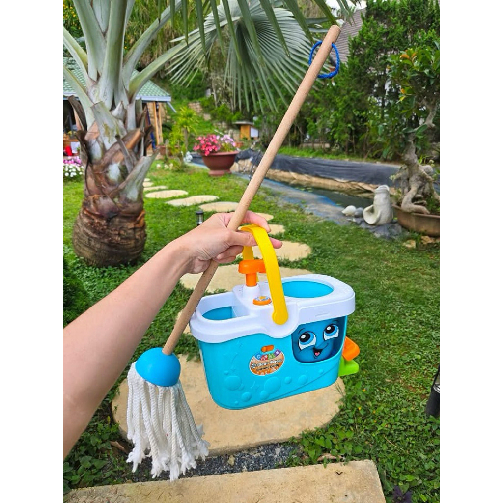 bộ lau nhà Fisher Price