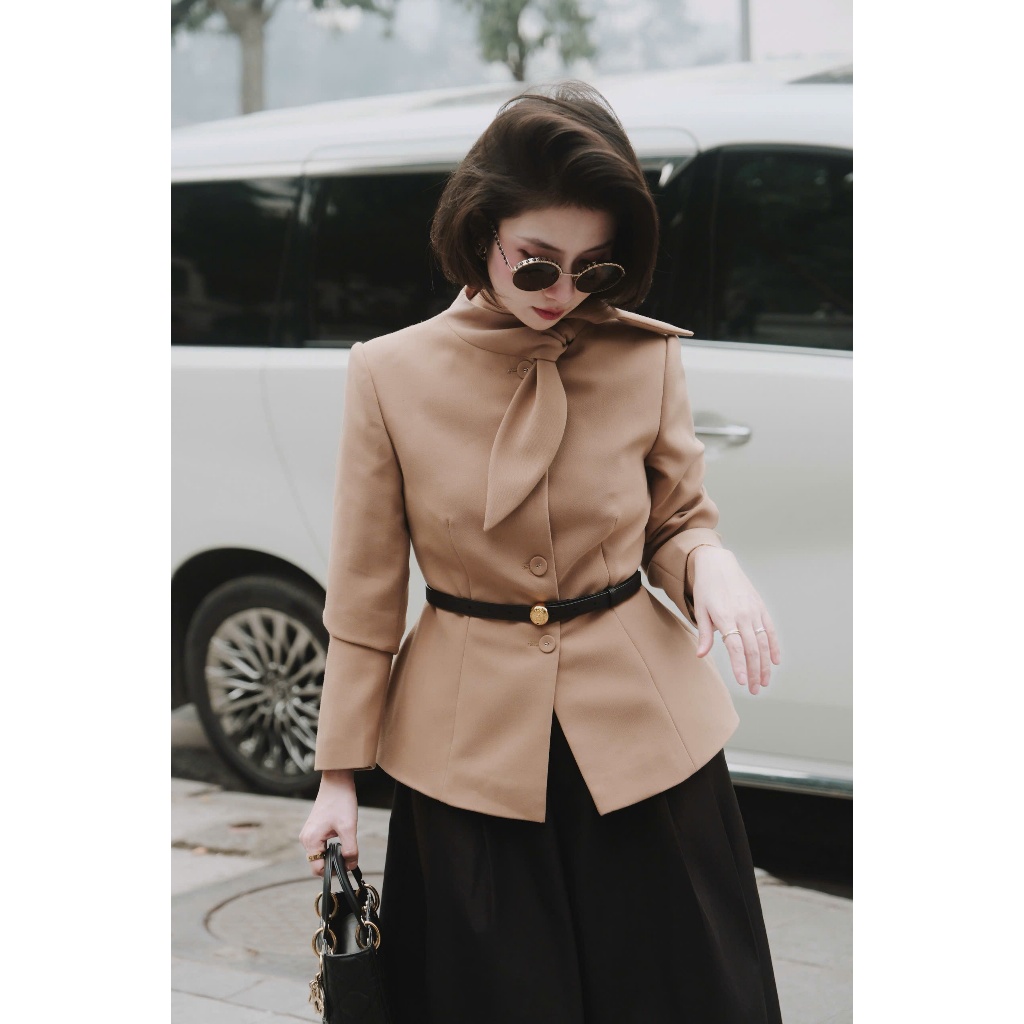 [ BOHEE ] - Áo blazer cổ nơ - A648