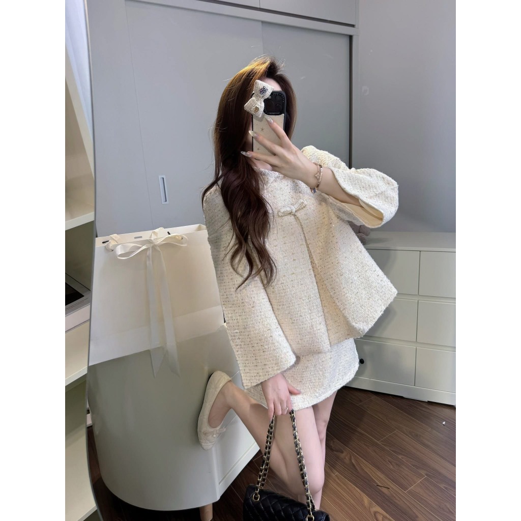 LYN LANIE- SET DẠ CHOÀNG ĐÍNH NƠ TAY RƠI MIX CHÂN VÁY DẠ NGẮN 13 | BigBuy360 - bigbuy360.vn