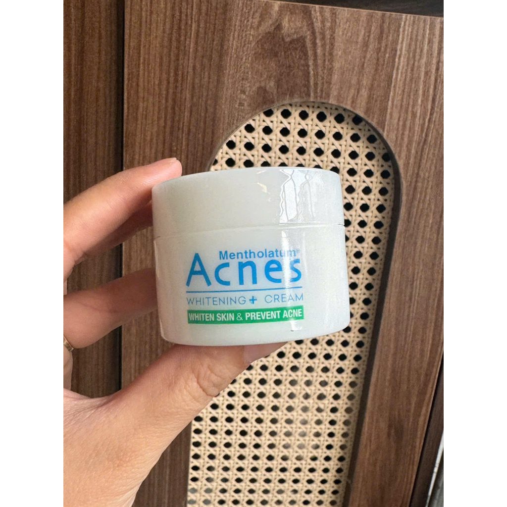 Kem dưỡng trắng Acnes Whitening