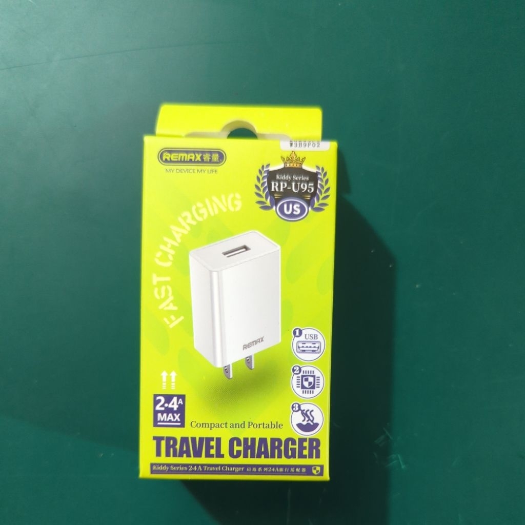 Củ sạc Remax RP-U95