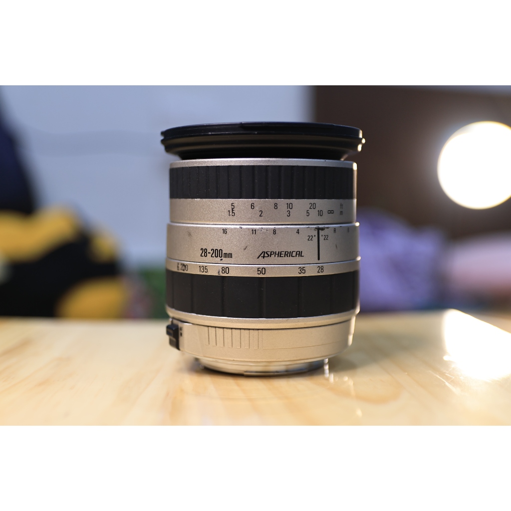 Ống kính Canon ef Sigma 28-200mm (chỉ chụp khi mở hết khẩu độ ra) - dành cho máy ảnh Canon EF - EFS - Ống kính Canon EF