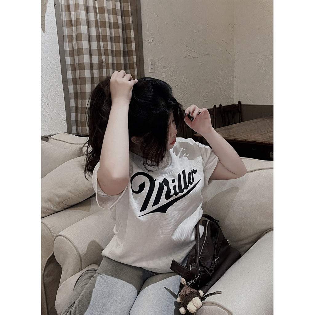 Beos, V Boxy Tee Miler, cổ V cá tính, dáng thể thao, vải mè