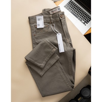 Quần jean dài Bravery chất liệu cotton thun co giãn form ống đứng - năng động - thoải mái - V2
