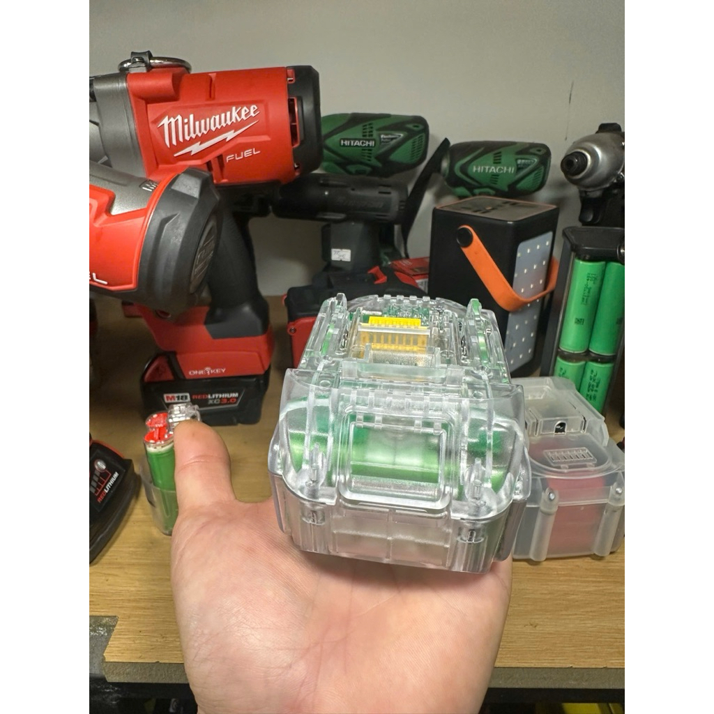 Bộ nguồn 21v chân phổ thông nhận sạc Zin Makita 5Ah