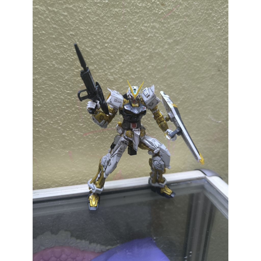 Mô hình rg astray gold flame Gundam pbandai 2nd