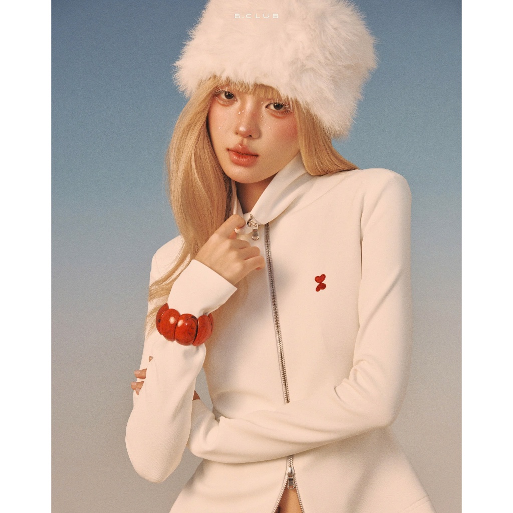 [ B.Club ] - Cut the heart out Top - Áo khoác - A663