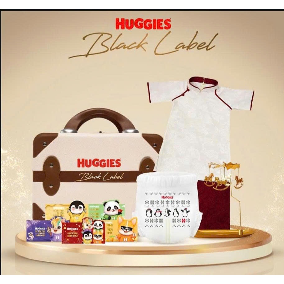 [GIFT KO BÁN] SET VALI QUÀ HUGGIES 5 MÓN