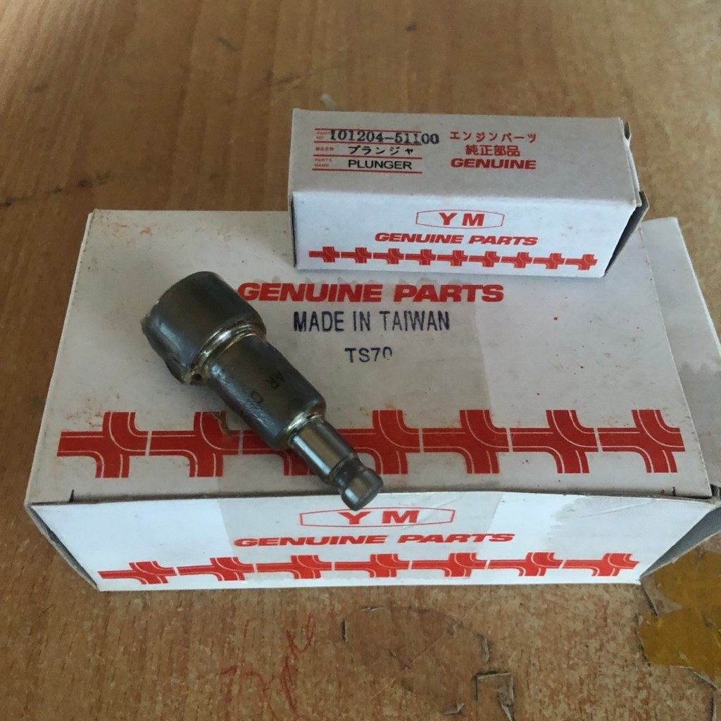 Ty bơm dầu (Plunger for Fuel pump) máy Yanmar  TS70 TS80 SS70 SS80 NS65 NS75 ESC70 ESC80 101204-5110