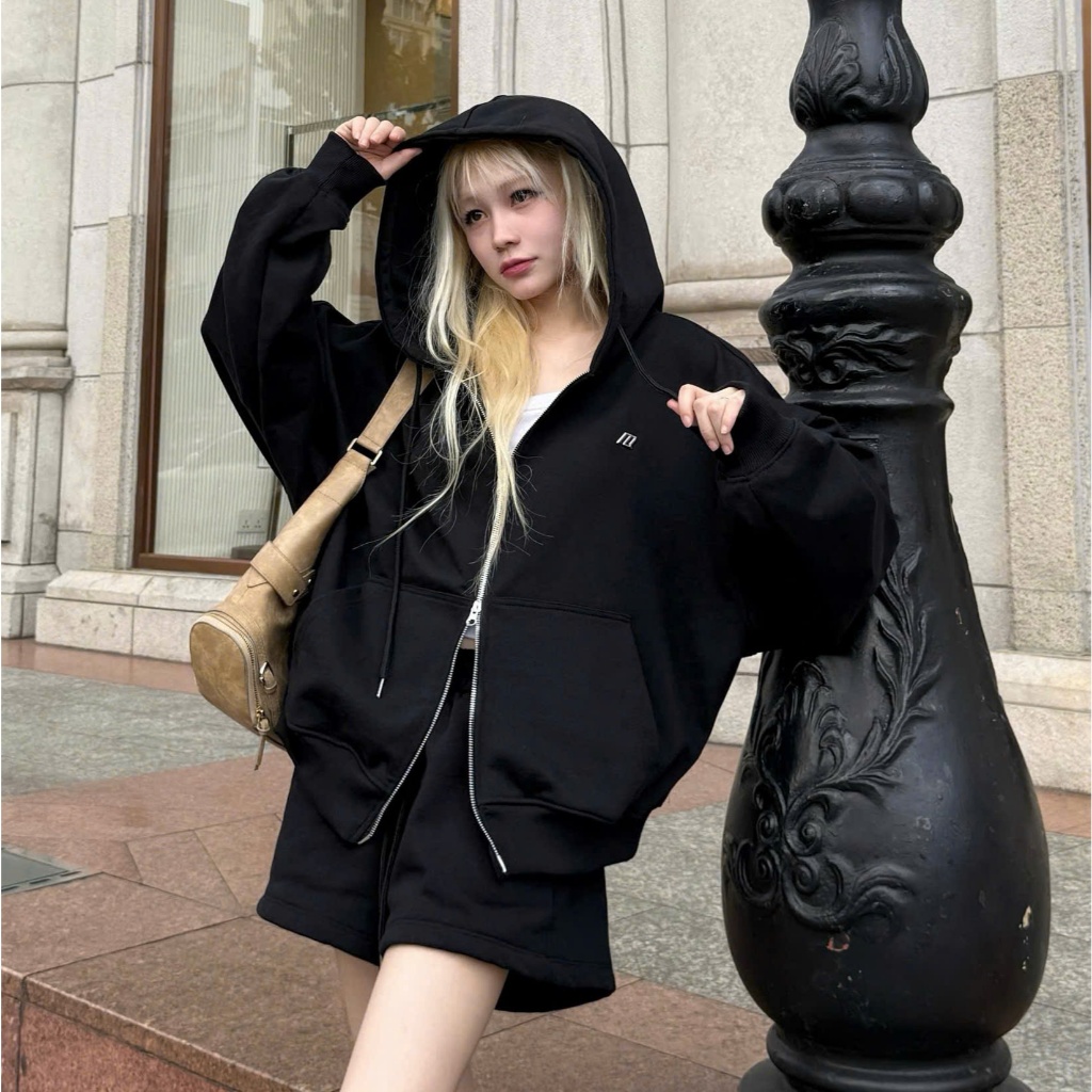 Áo Khoác Hoodie Zip Nỉ Chân Cua NQ30 DAISY Dây Kéo Kim Loại 2 Đầu Logo Hợp Kim Form Boxy Form Rộng Nam Nữ Unisex | BigBuy360 - bigbuy360.vn