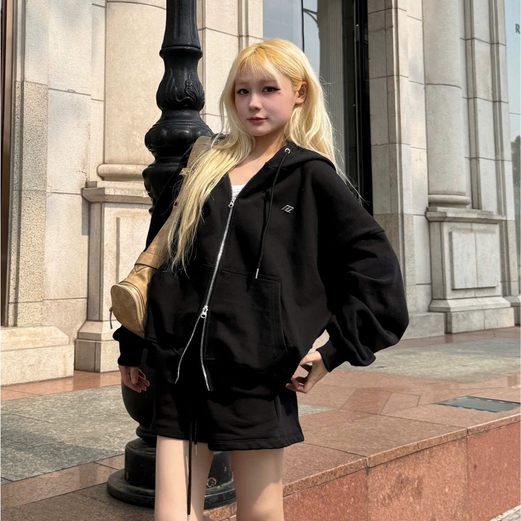 Áo Khoác Hoodie Zip Nỉ Chân Cua NQ30 DAISY Dây Kéo Kim Loại 2 Đầu Logo Hợp Kim Form Boxy Form Rộng Nam Nữ Unisex | BigBuy360 - bigbuy360.vn